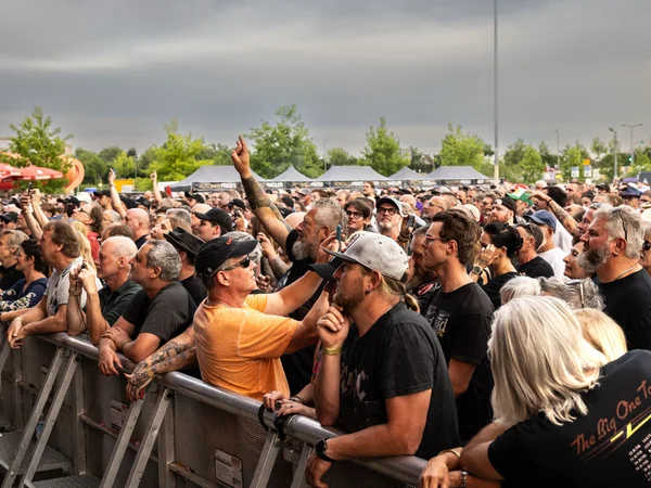 ZZTop im Jahnstadion Regensburg, Bild 10 von 31