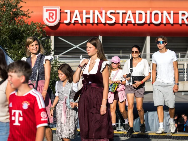 Tream im Jahnstadion Regensburg, Bild 66 von 80