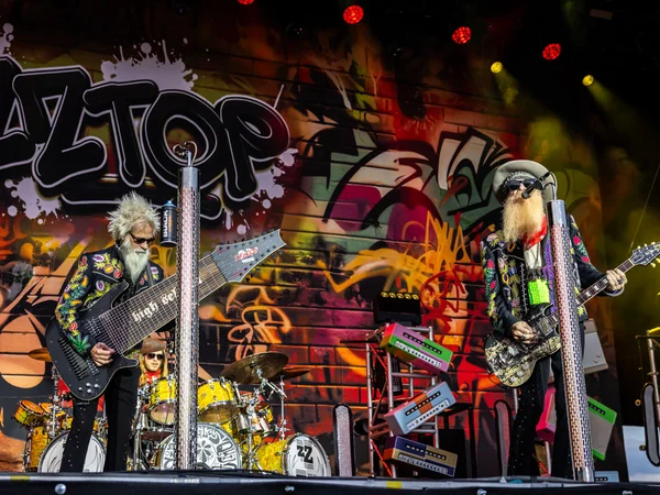 ZZTop im Jahnstadion Regensburg, Bild 4 von 31