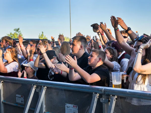 Tream im Jahnstadion Regensburg, Bild 38 von 80