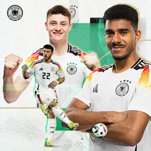 Man sieht drei männliche Spieler der Deutschen U21 Fußballnationalmannschaft