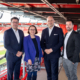 Stellten die Aktionen zu den Jubiläen 50 Jahre das Stadtwerk.Regensburg und 10 Jahre Jahnstadion Regensburg vor. v.l.: Manfred Koller, Geschäftsführer das Stadtwerk.Regensburg, Oberbürgermeisterin Gertrud Maltz-Schwarzfischer, Mathis Broelmann, kfm. Leiter das Stadtwerk.Regensburg, Pascal Zurbriggen, stv. Betriebsleiter Jahnstadion Regensburg.